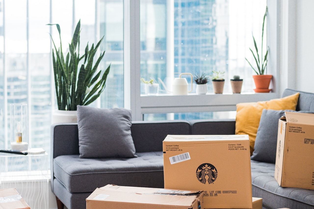Final: Delivering Customer Delight: The Art And Science Of eCommerce Fulfillment