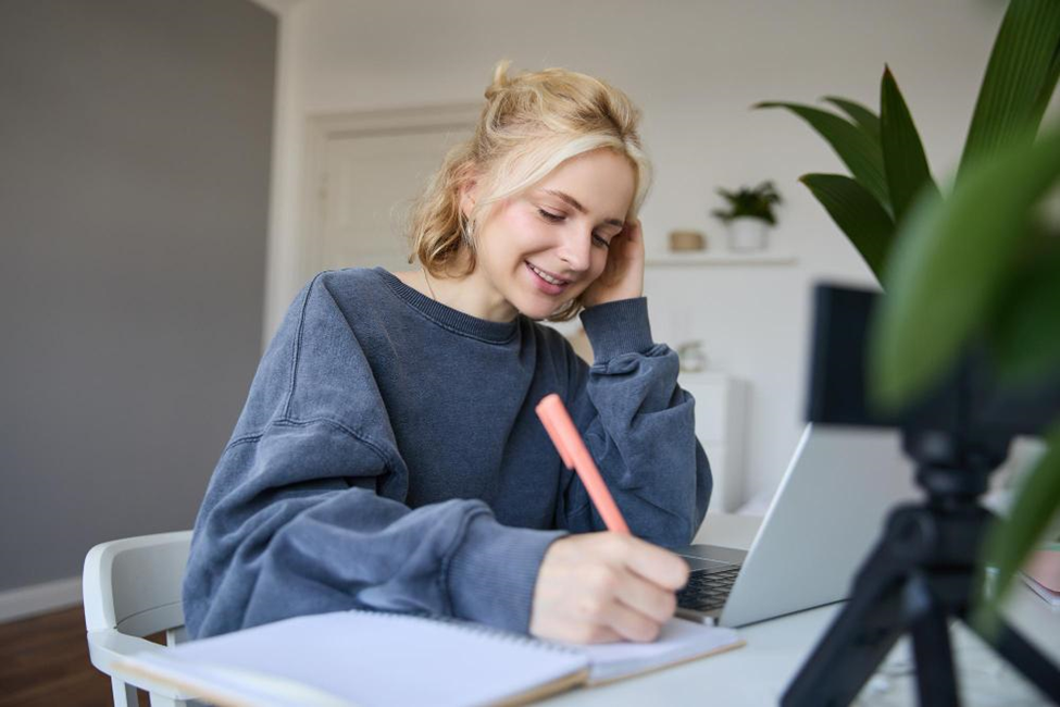 Taking notes for a teenage blog post