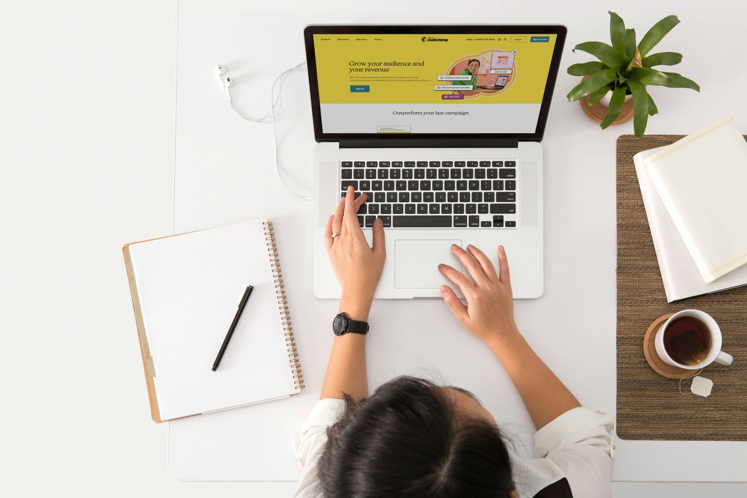 A woman servicing her business online.