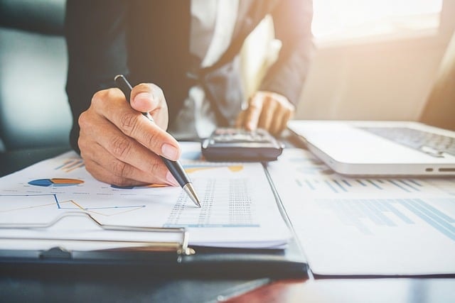 Accountant doing bookkeeping.