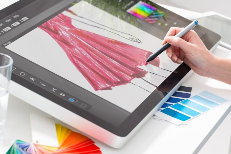 How to Make Money with Graphic Design: 21 Ways to Earn