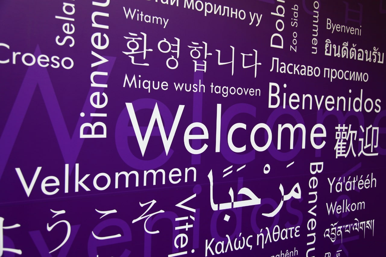 Welcome in different languages.