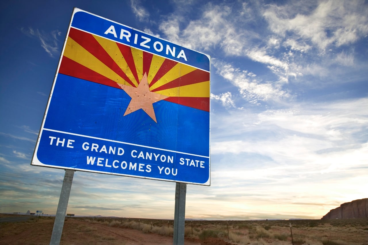 Arizona welcomes you sign._1