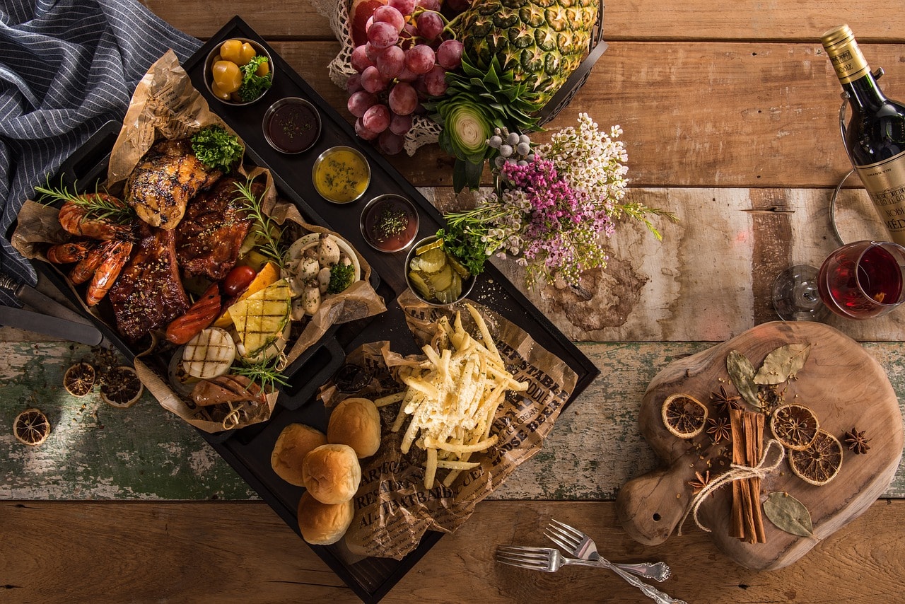 Different types of food