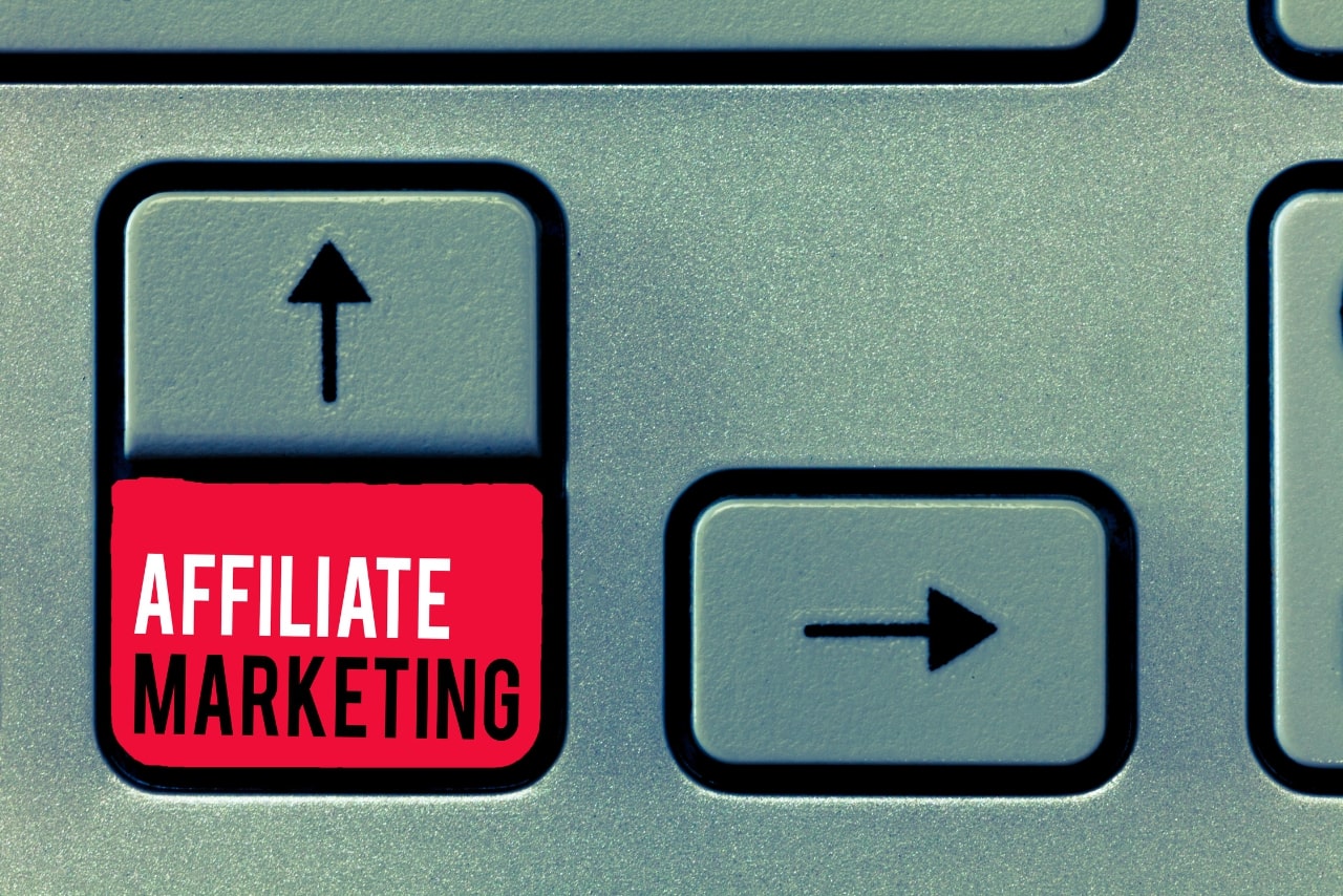 Keyboard with text Affiliate Marketing.