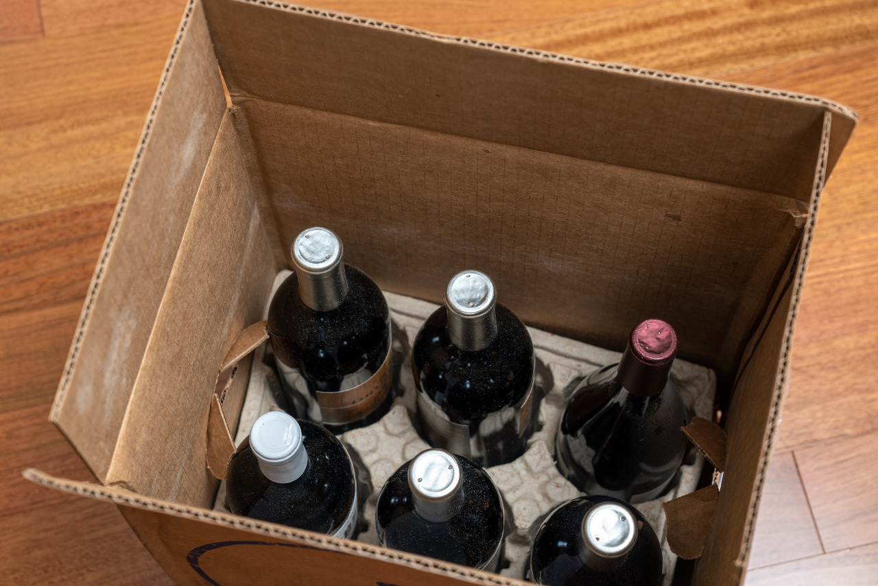 Open Box or Case of Six Bottles of Wine after Home Delivery.