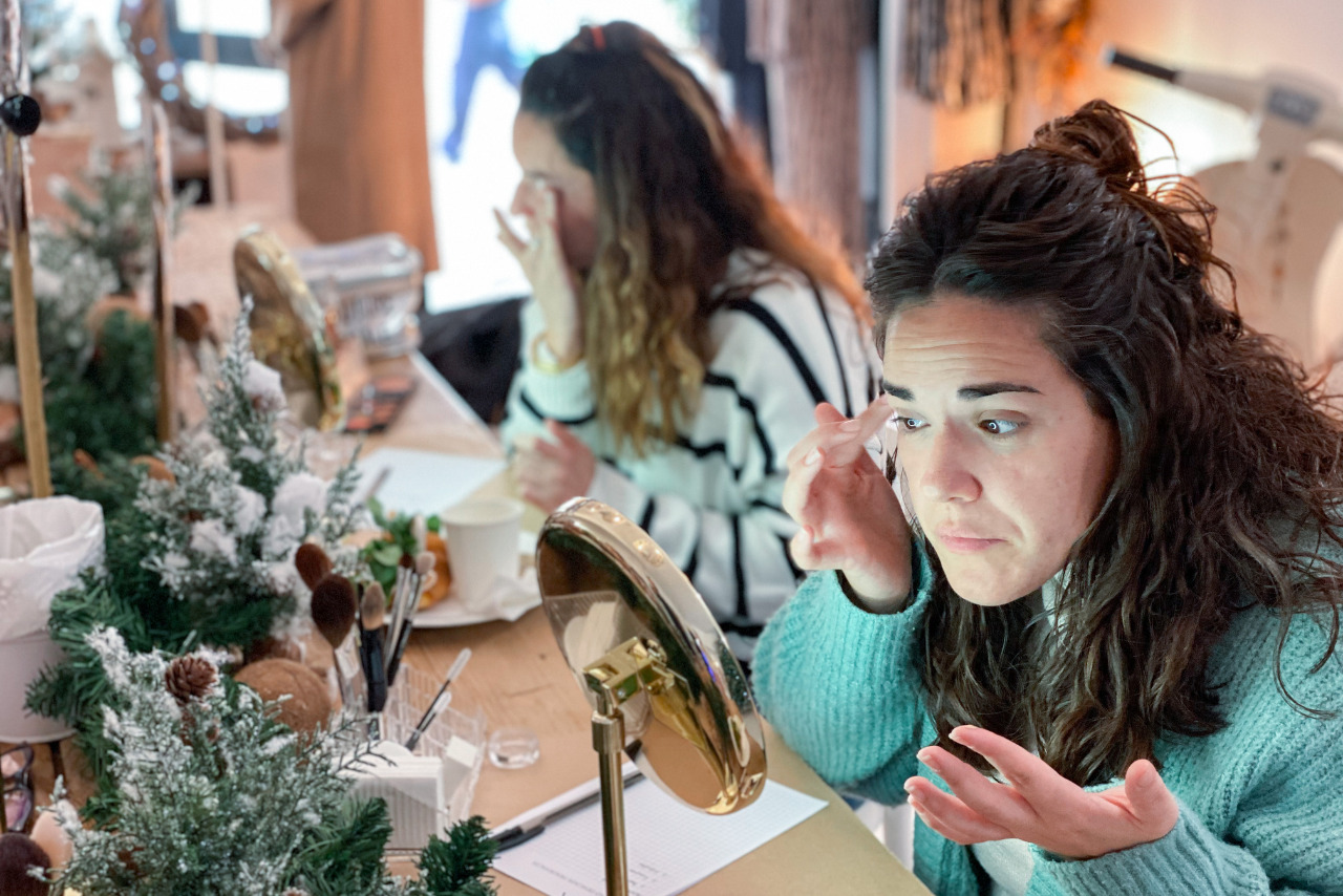 Christmas make-up workshop with friends.