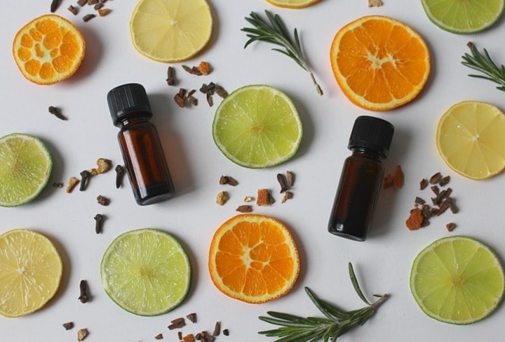 Natural cosmetics with lemon extract.