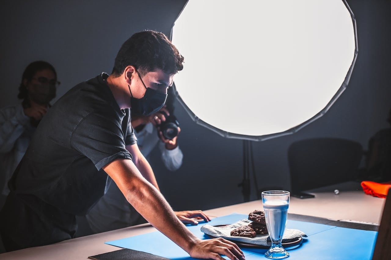 Photo shoot with artificial lighting
