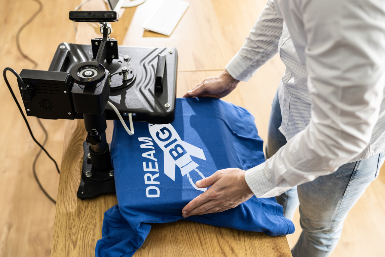 T-shirt print heat press.