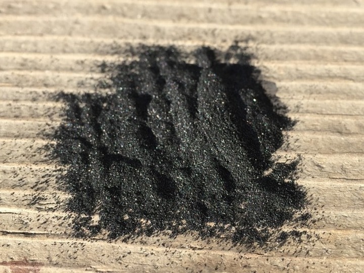 Charcoal powder.