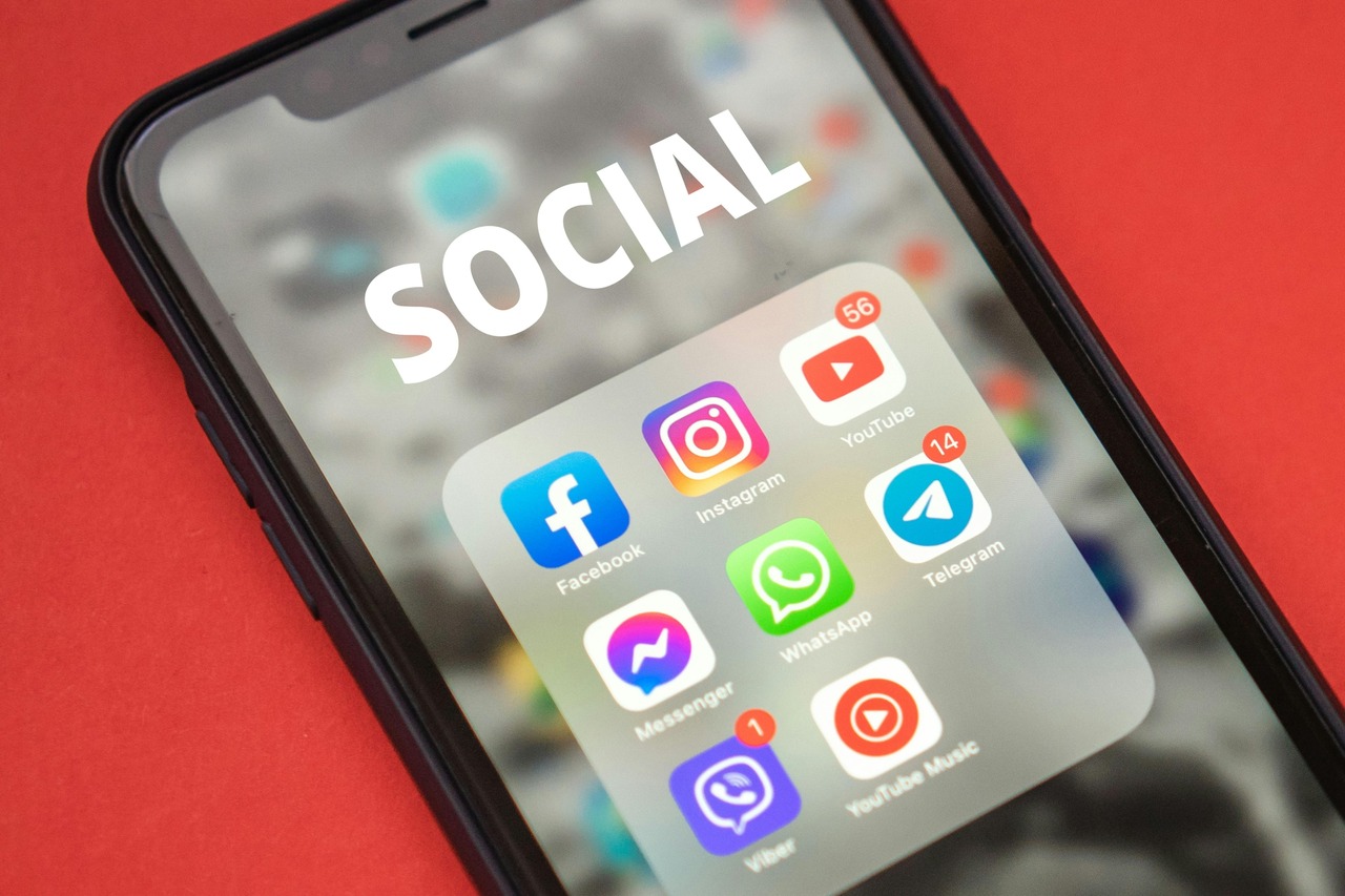 Social media plaforms on a smartphone's screen.