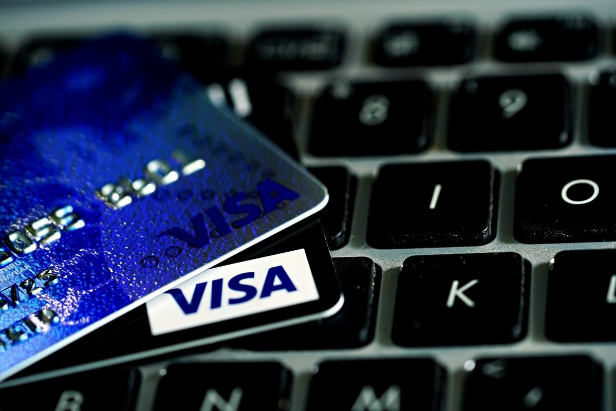 Online payment with Visa card.