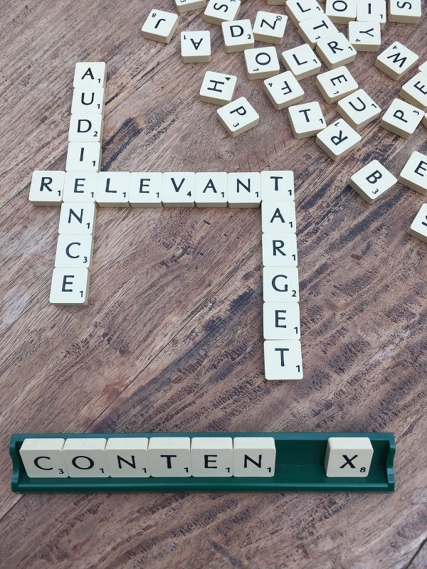 Relevance, audience and content text bricks.