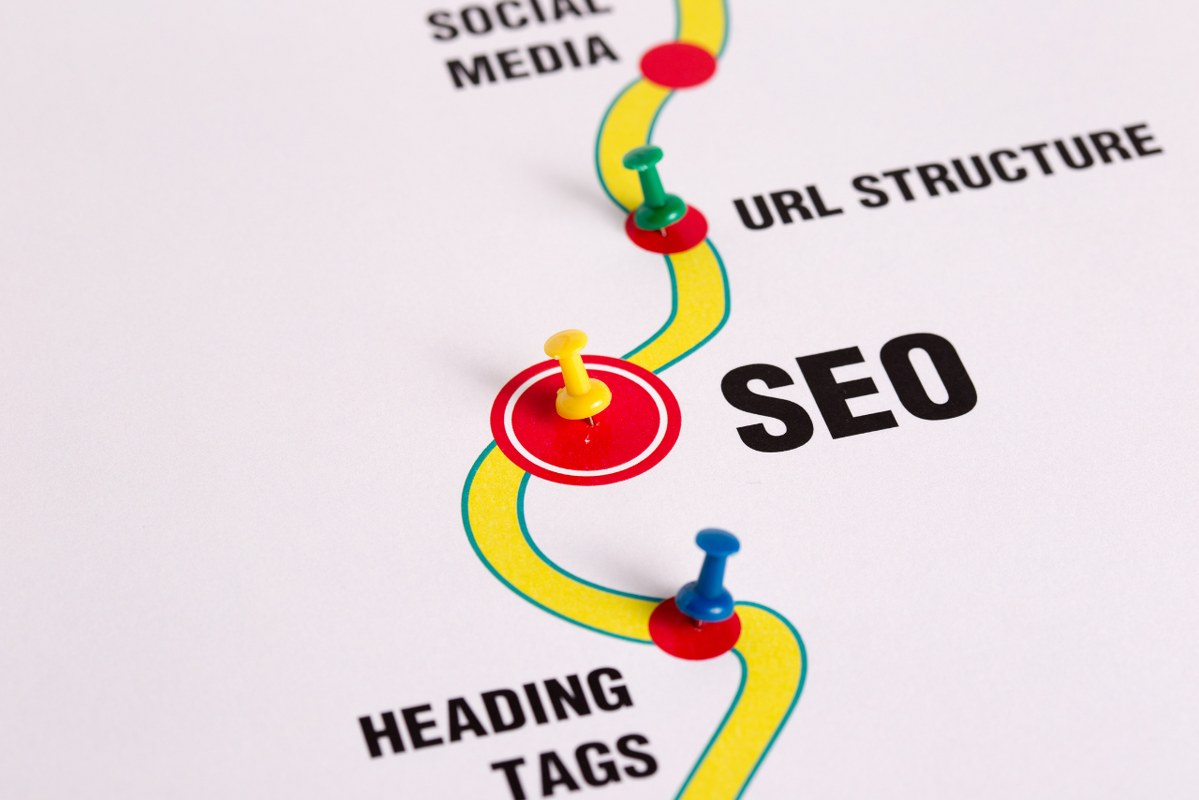 SEO with pin on map.