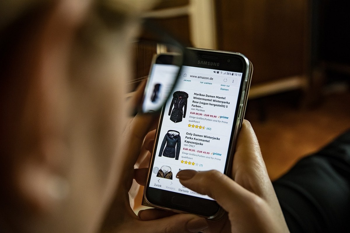 A man viewing an ecommerce site.
