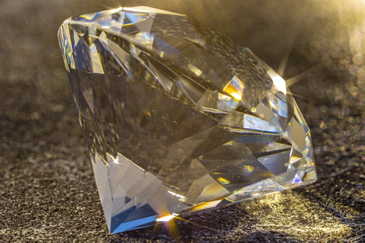 Clear diamond.