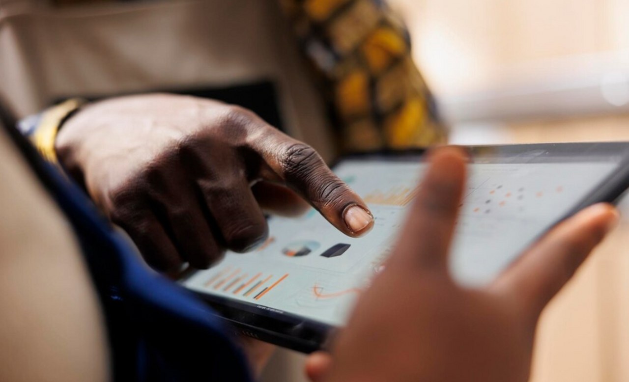 Conducting analysis with a tablet.