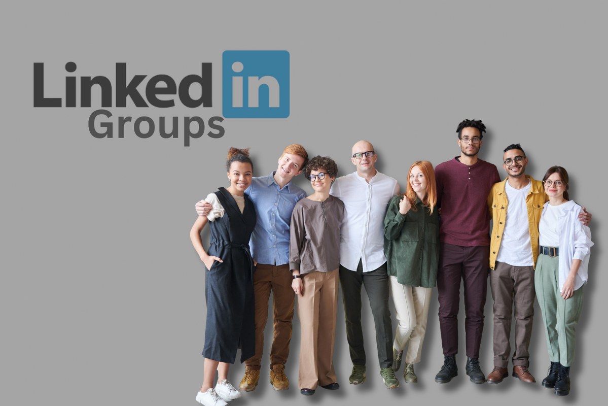 Groups of people representing Linkedin groups.