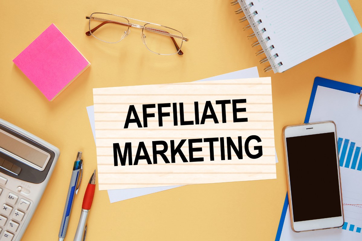 Photo on top of workspace card with text Affiliate Marketing.