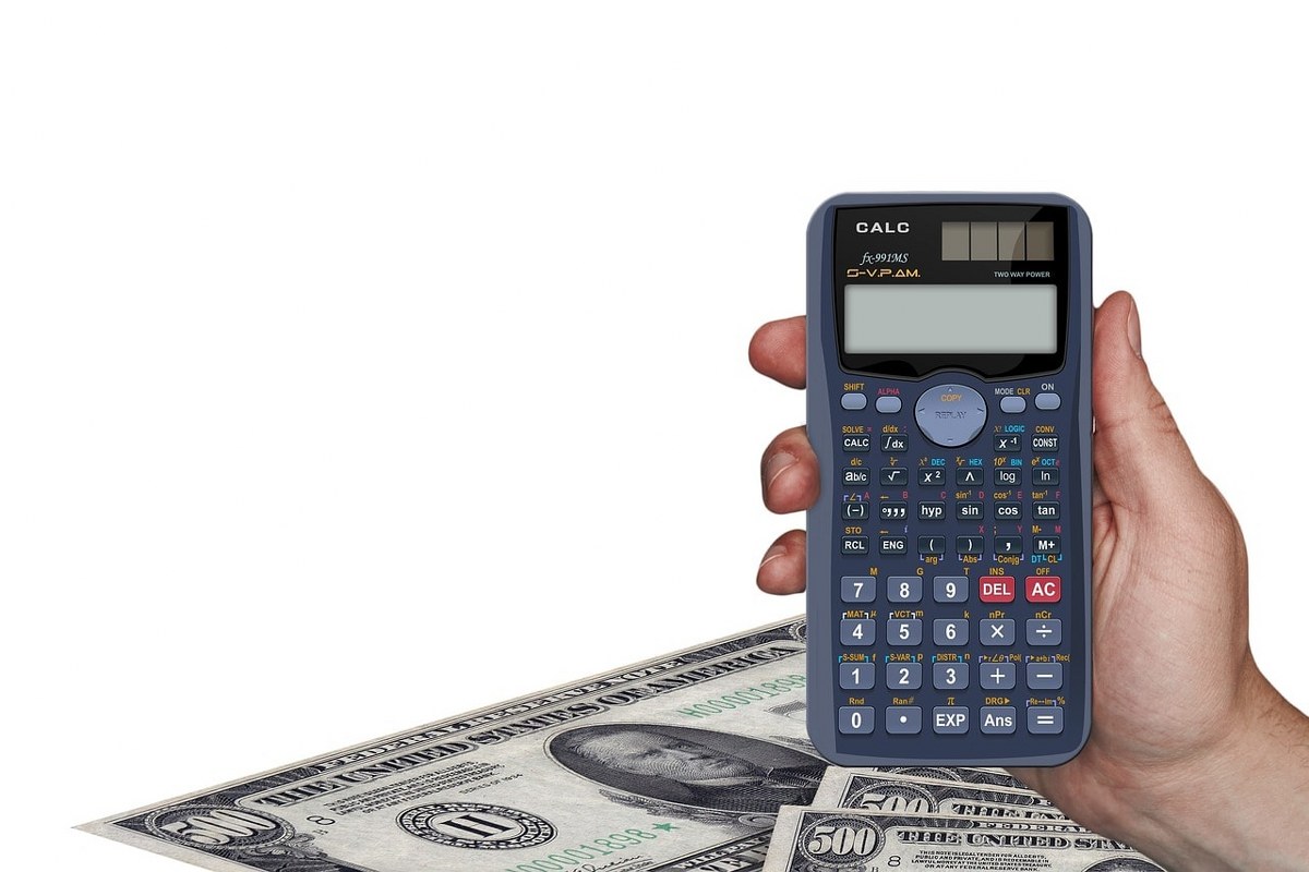 Pricing calculations using an electronic calculator.
