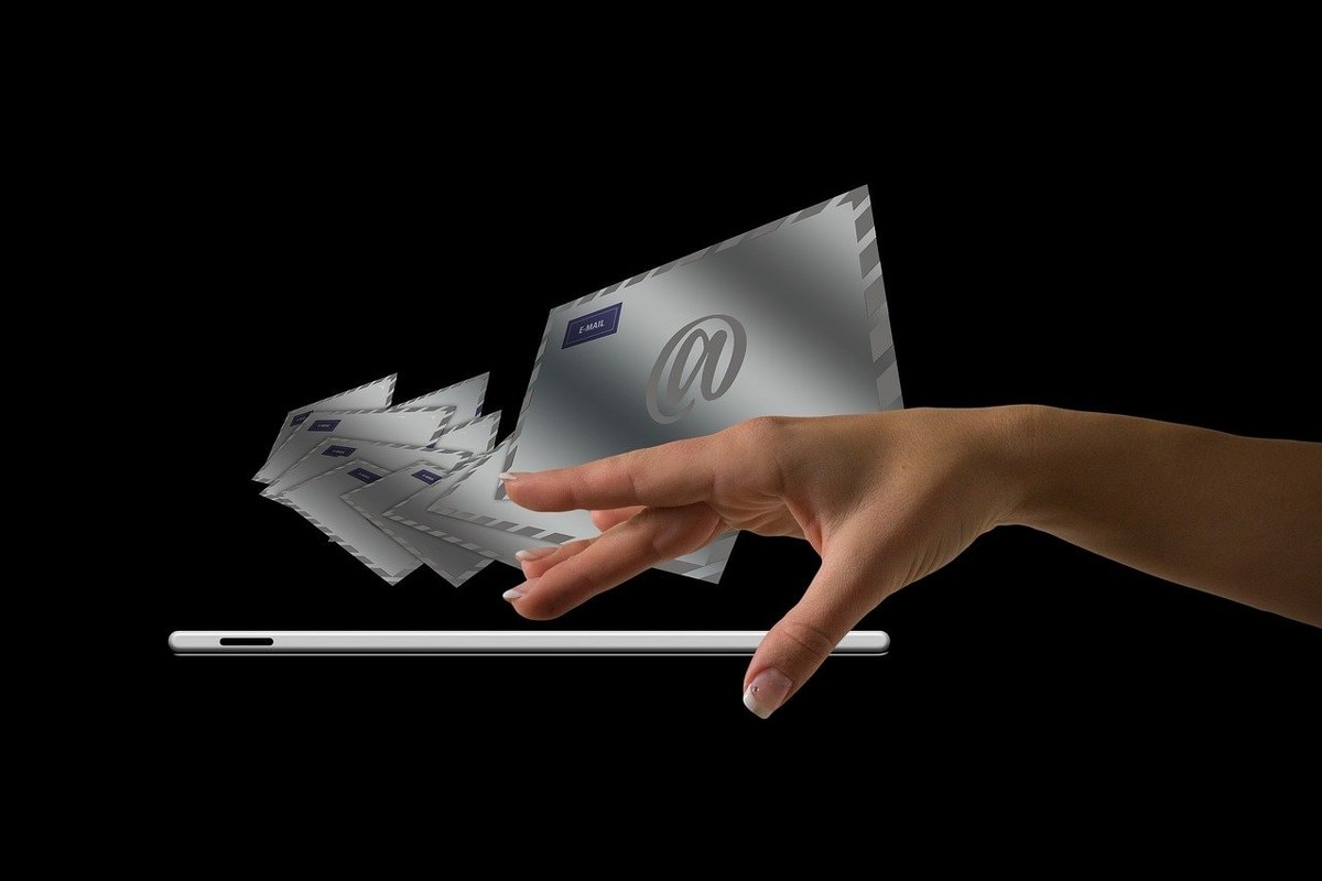 Sending emails with a mobile phone.