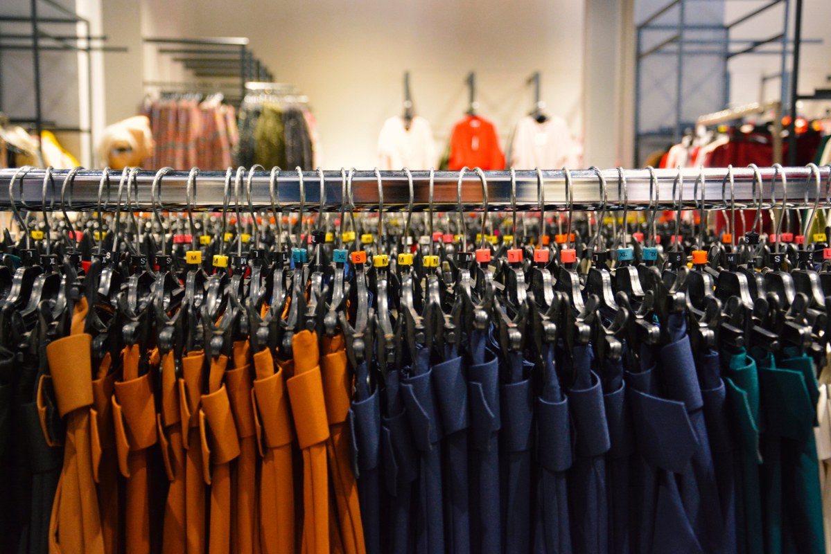 Wholesale women's clothing shop.