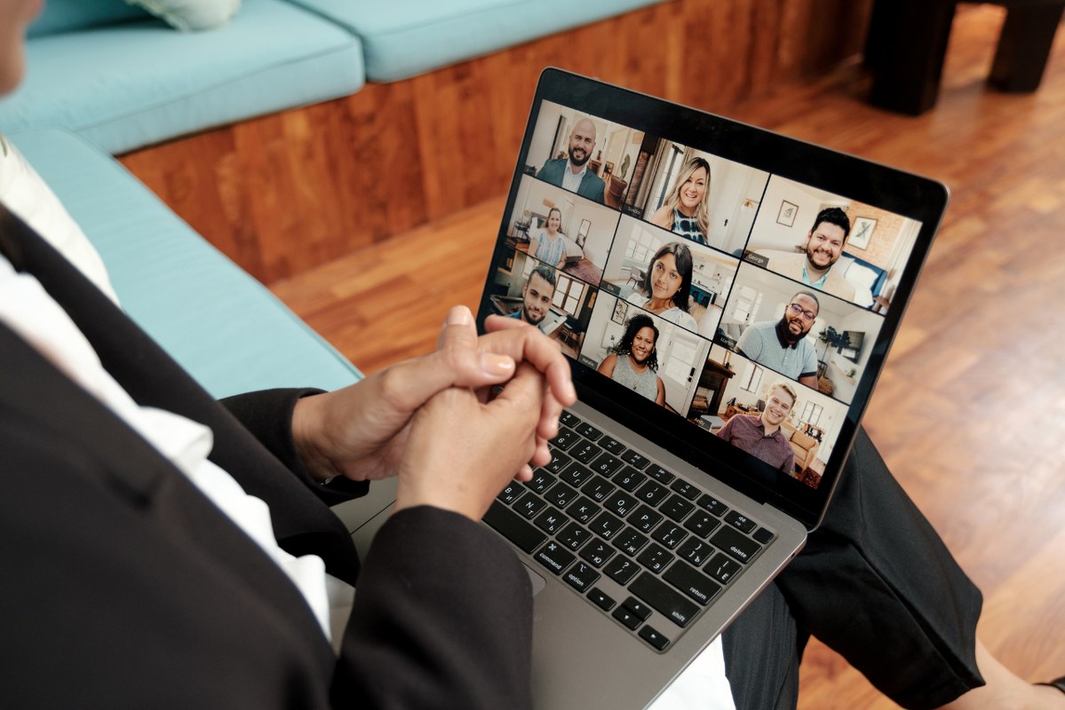 Woman joining an Online business community.