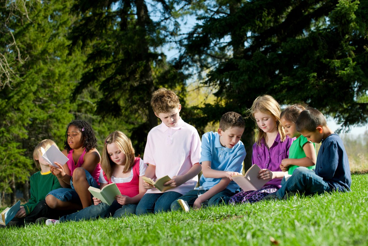 Kids doing Read-a-thon.