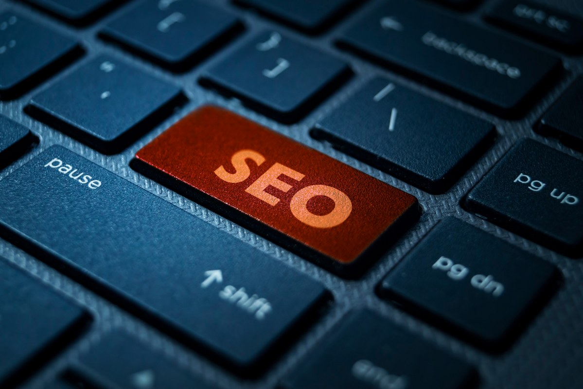 SEO key on a keyboard. 