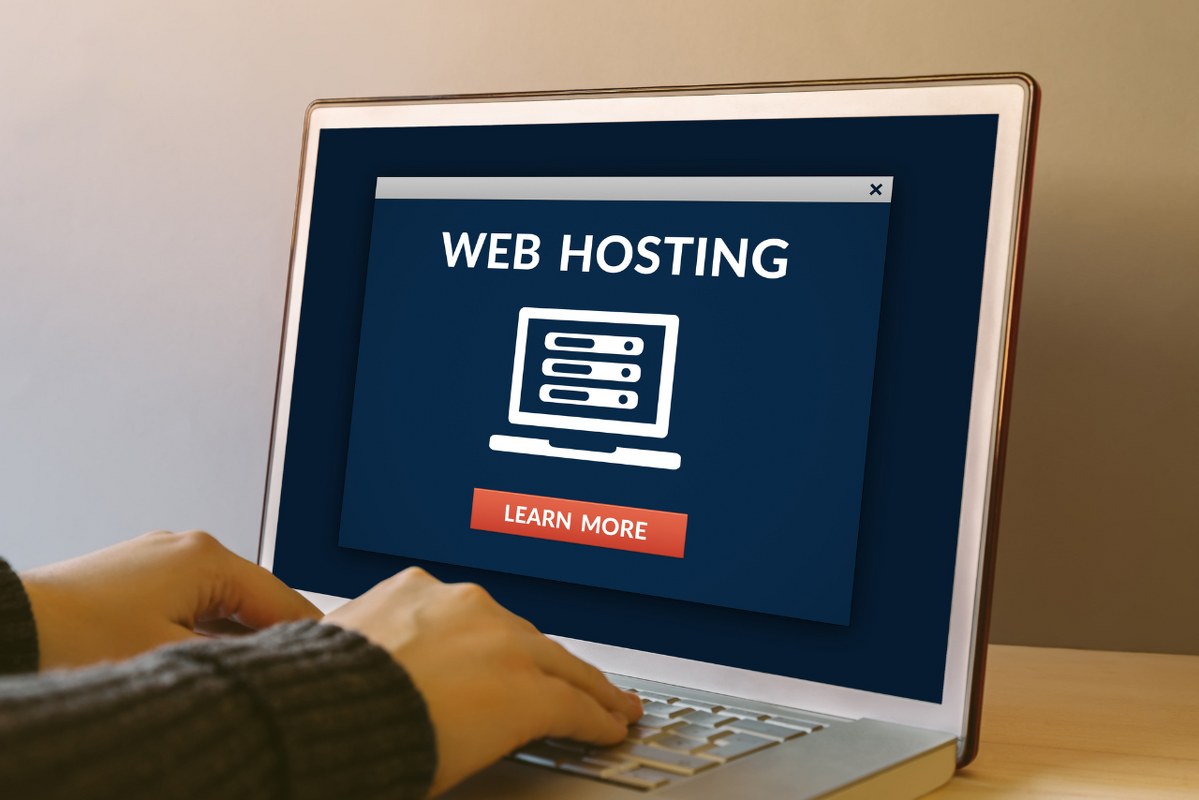 Webhosting displayed on laptop.