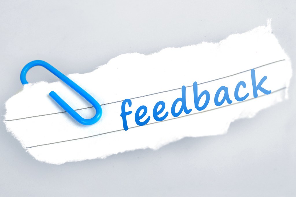 Feedback word with paper clip.