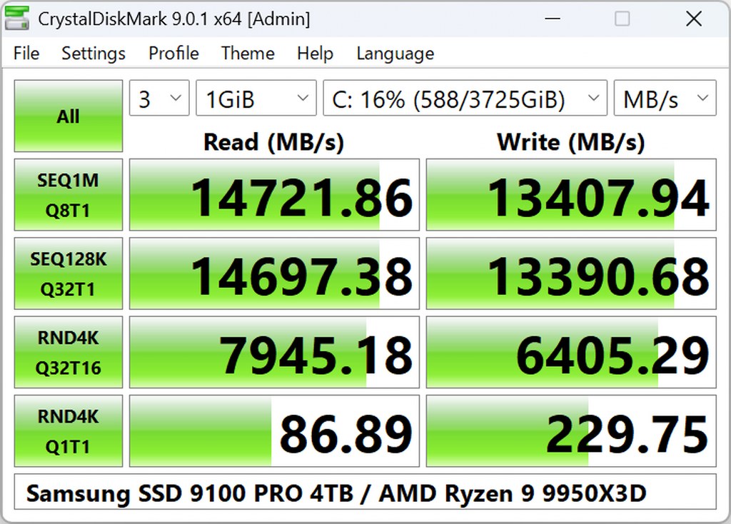 CrystalDiskMark app screenshot.