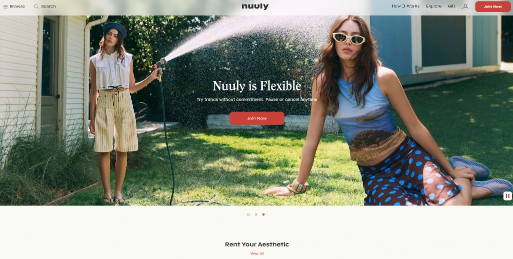 AI-ready fashion e-commerce site Nuuly's website homepage.