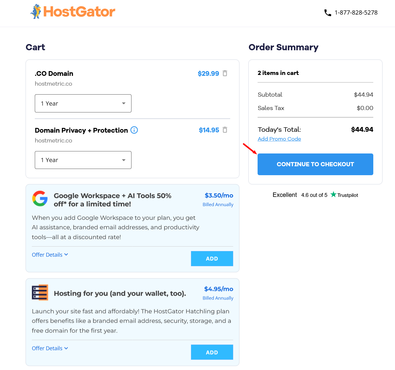 Корзина HostGator с выпадающим списком срока регистрации домена и предложениями допродаж