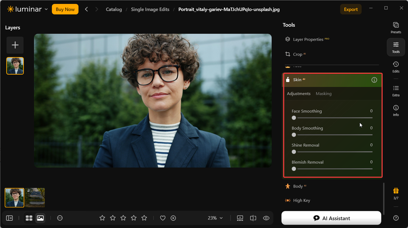 Luminar Neo Skin AI panel showing Face Smoothing, Body Smoothing, Shine Removal, and Blemish Removal sliders at zero before testing.